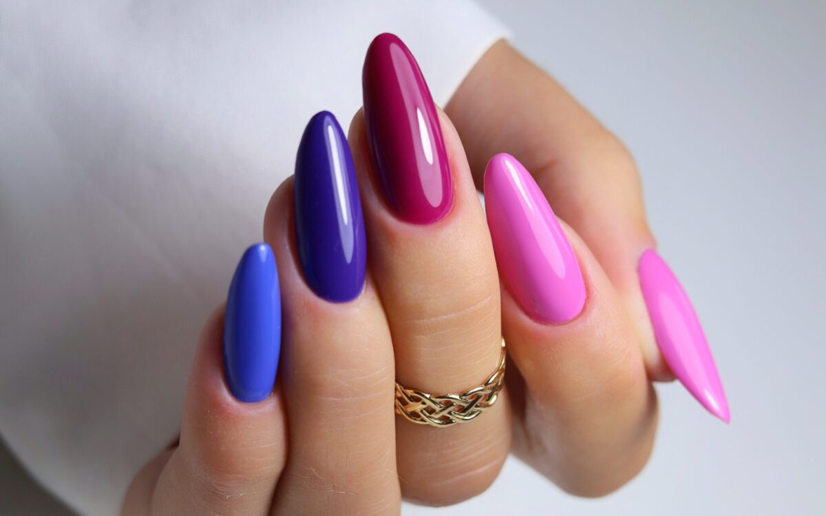 Dobre lakiery hybrydowe na jesień - 12 propozycji