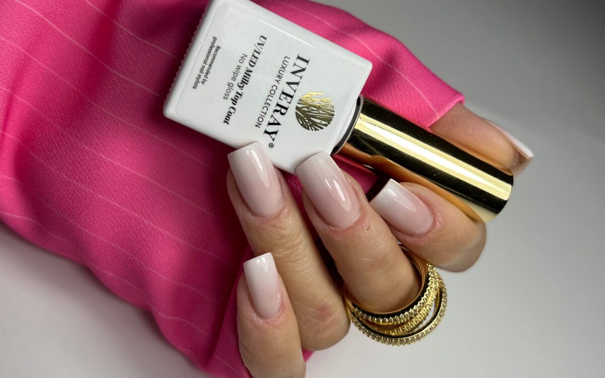 Baby boomer paznokcie - elegancki manicure z delikatnym ombre od bieli do różu, krok po kroku
