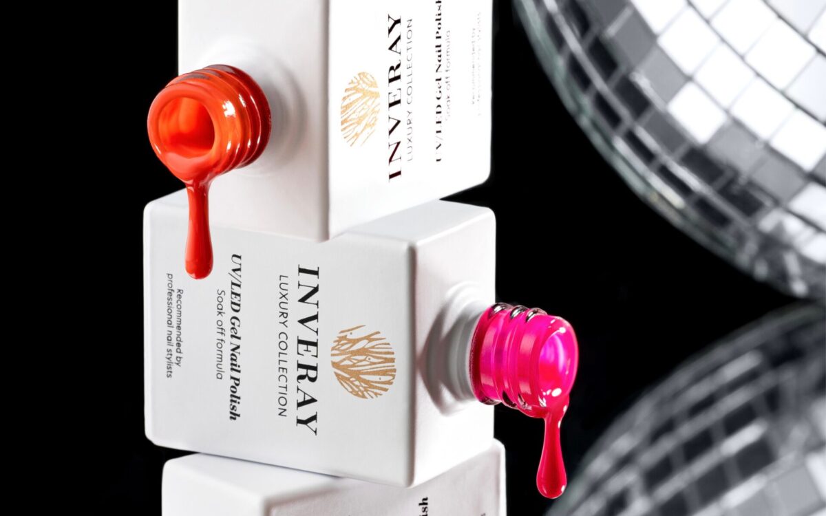 paznokcie-na-karnawal-inspiracje-na-blyszczace-i-eleganckie-stylizacje