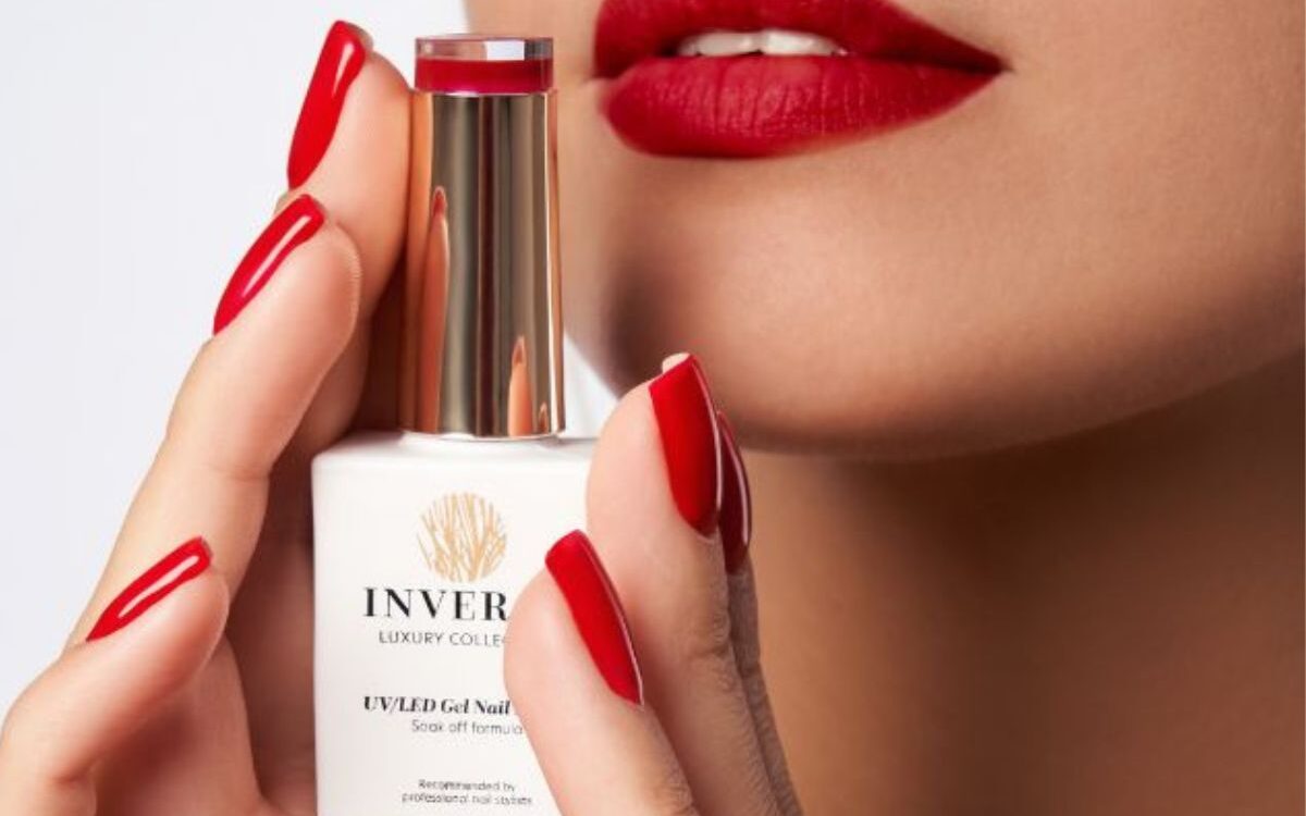 Romantyczne paznokcie - manicure walentynkowy krok po kroku produktami Inveray