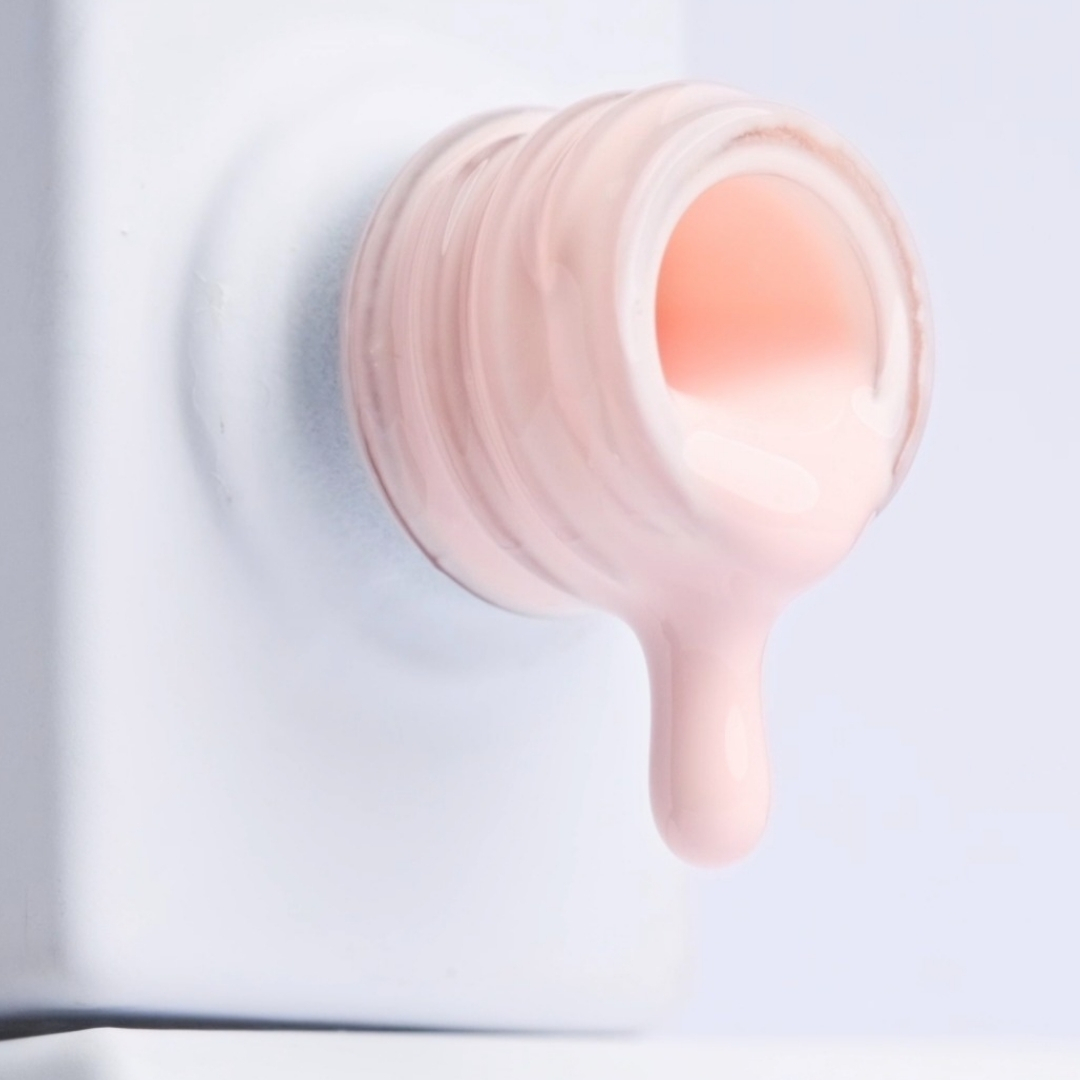 Lakier hybrydowy pudrowy beż Inveray no. 237 · SOFT REVERIE - obrazek 3